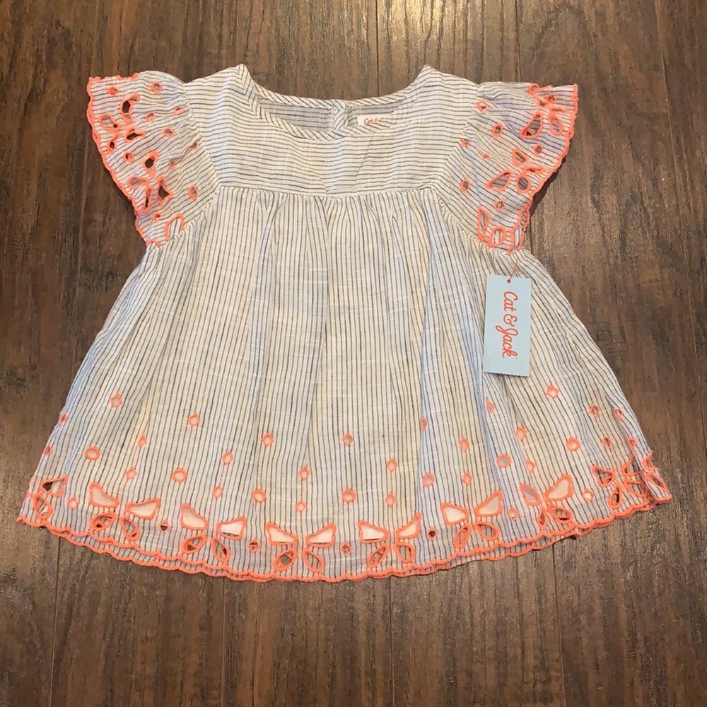 Cat & Jack Top - size 4/5